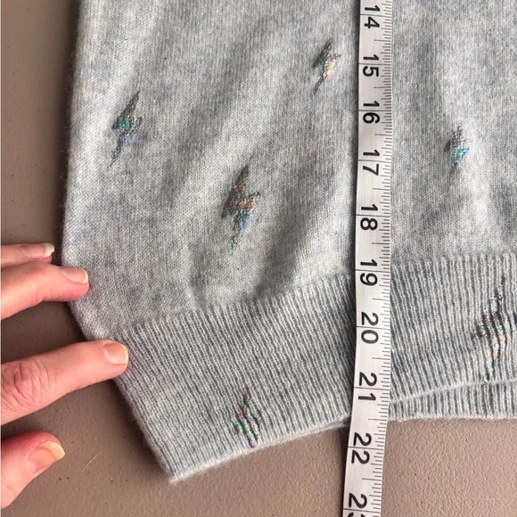 Brodie 100 % cashmere lightning Bolt iridescent jumper sweater Sz S celestial - Picture 8 of 10